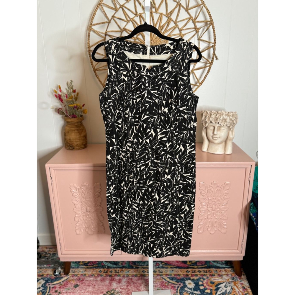 Women's Talbots Black and‎ White Leaf Print Dress Size 12